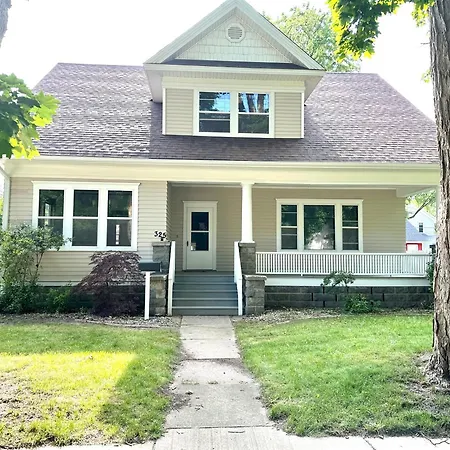 325 N Almer St, Caro, Mi, 48723